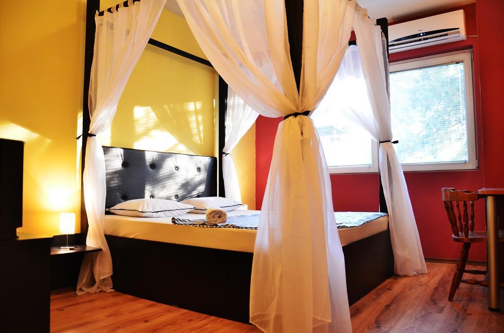 Hostel Kalonis Scopia Cameră foto