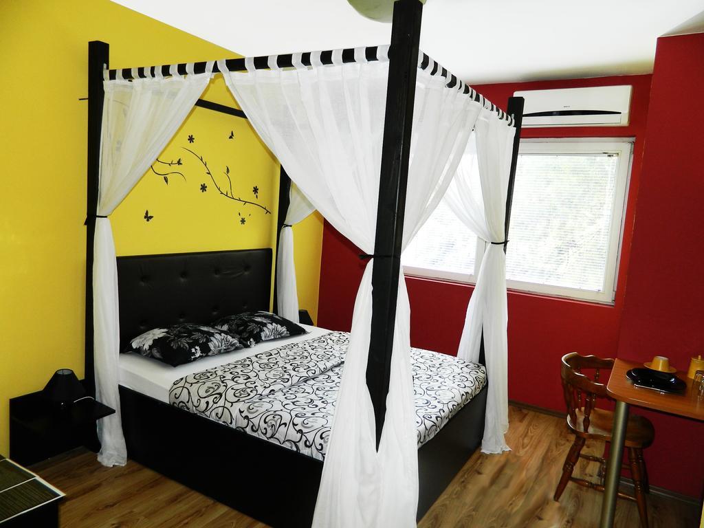 Hostel Kalonis Scopia Cameră foto